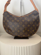 Louis Vuitton croissant MM
