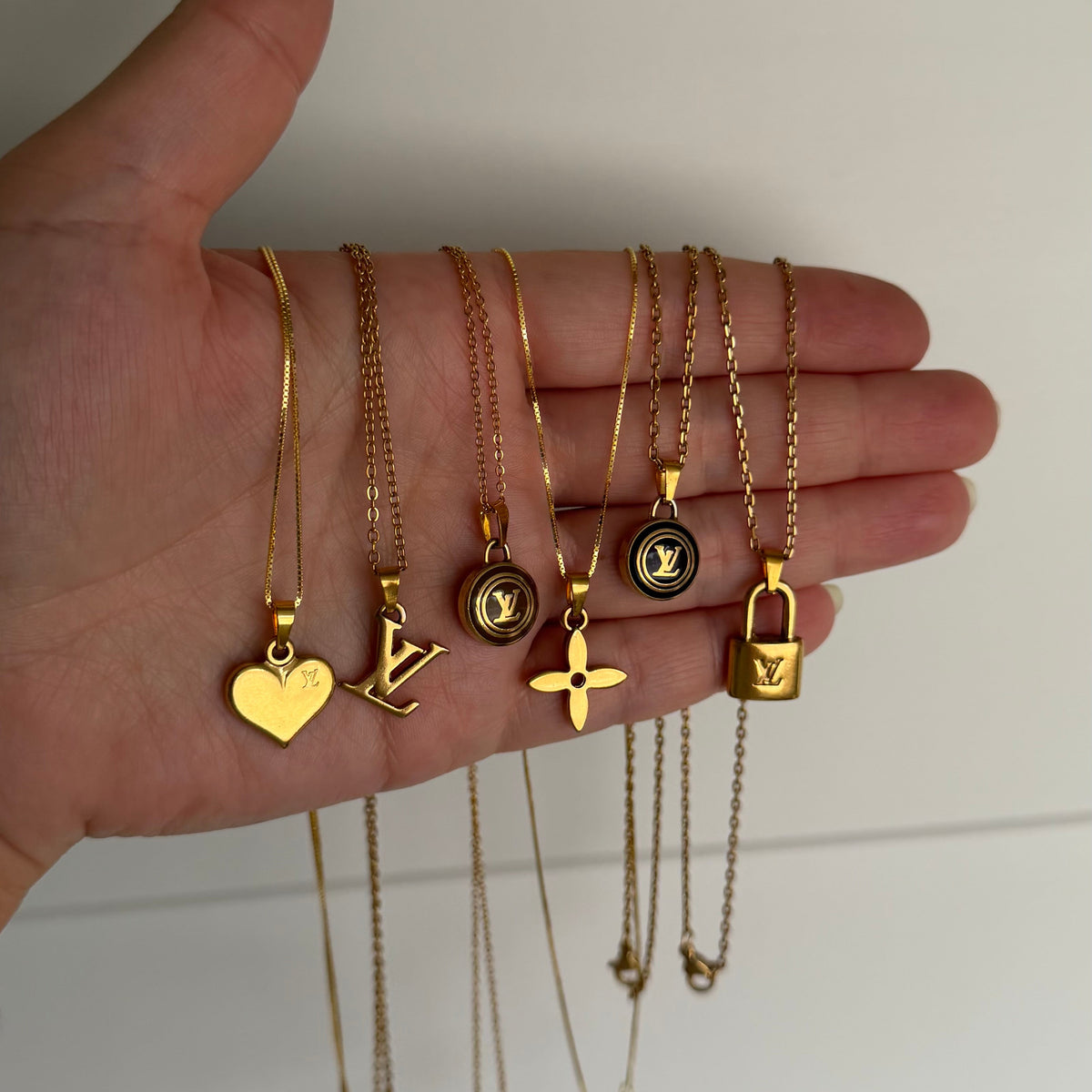 Vintage Louis Vuitton sleutelhanger hartjes bedel | ketting