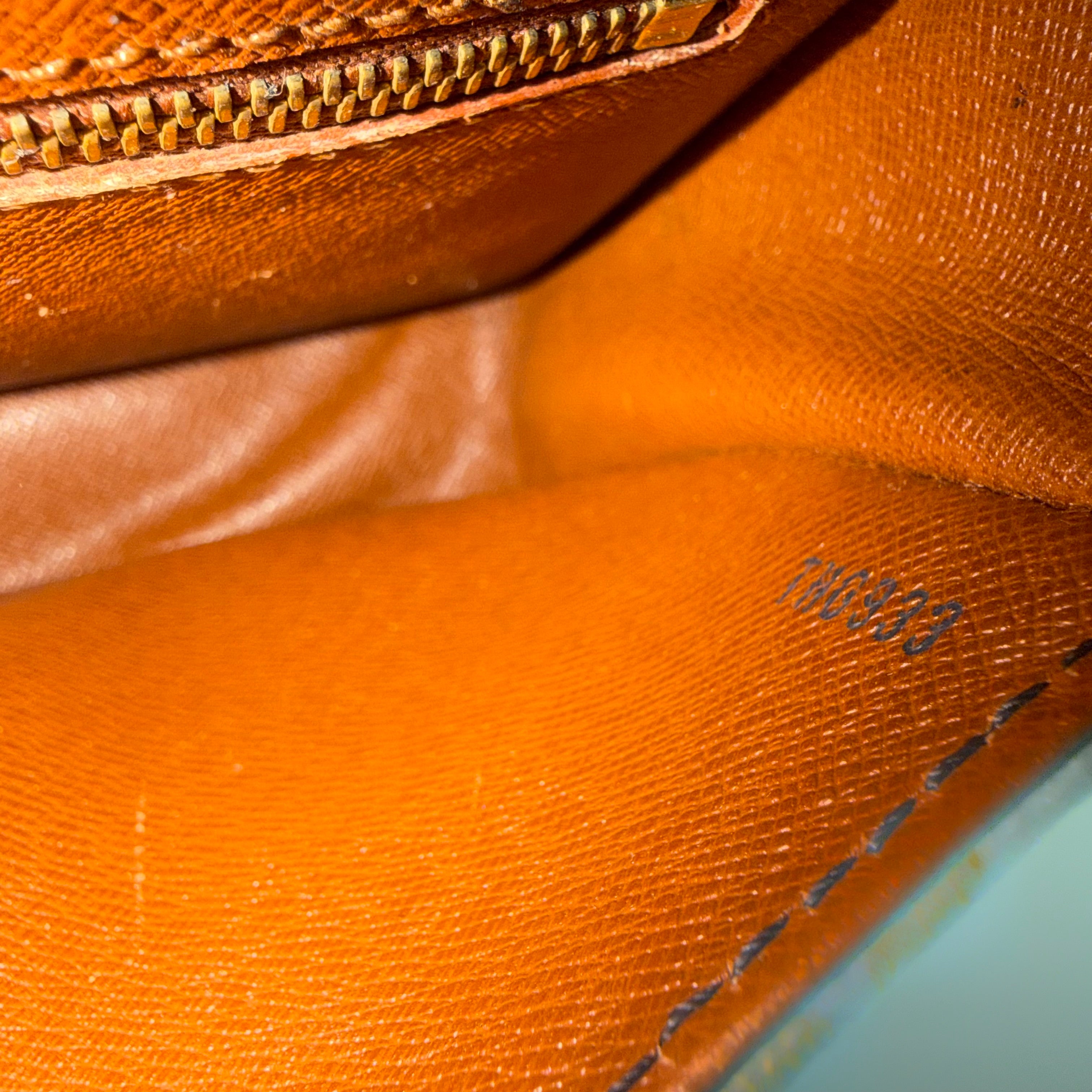 Louis Vuitton saint cloud MM