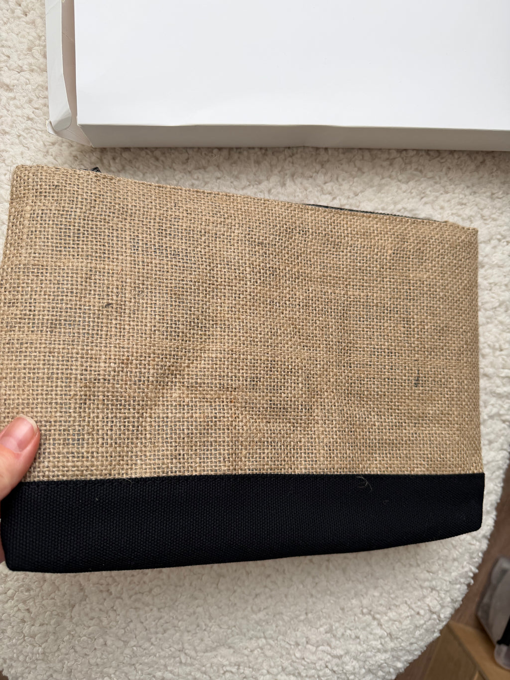 Vintage authentieke Chanel make-up pouch vermaakt tot een tas