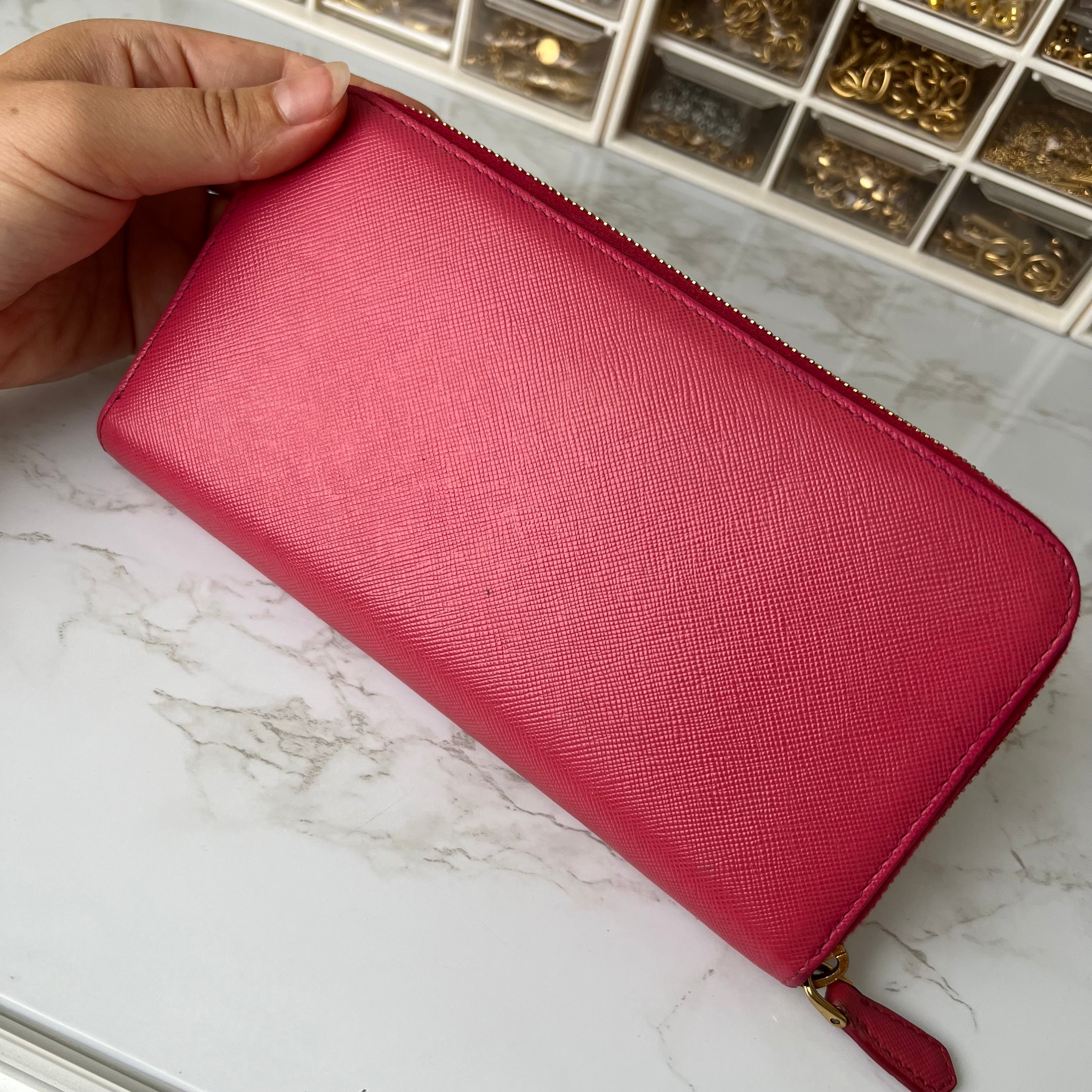 Prada saffiano pink ribbon