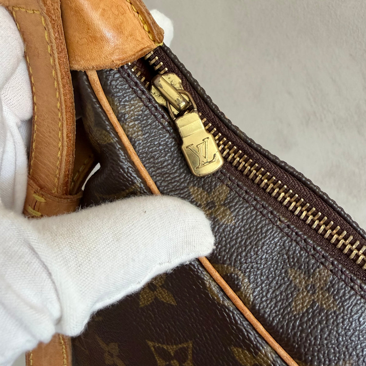 Authentieke Vintage Louis Vuitton Boulogne 30 shoulder bag