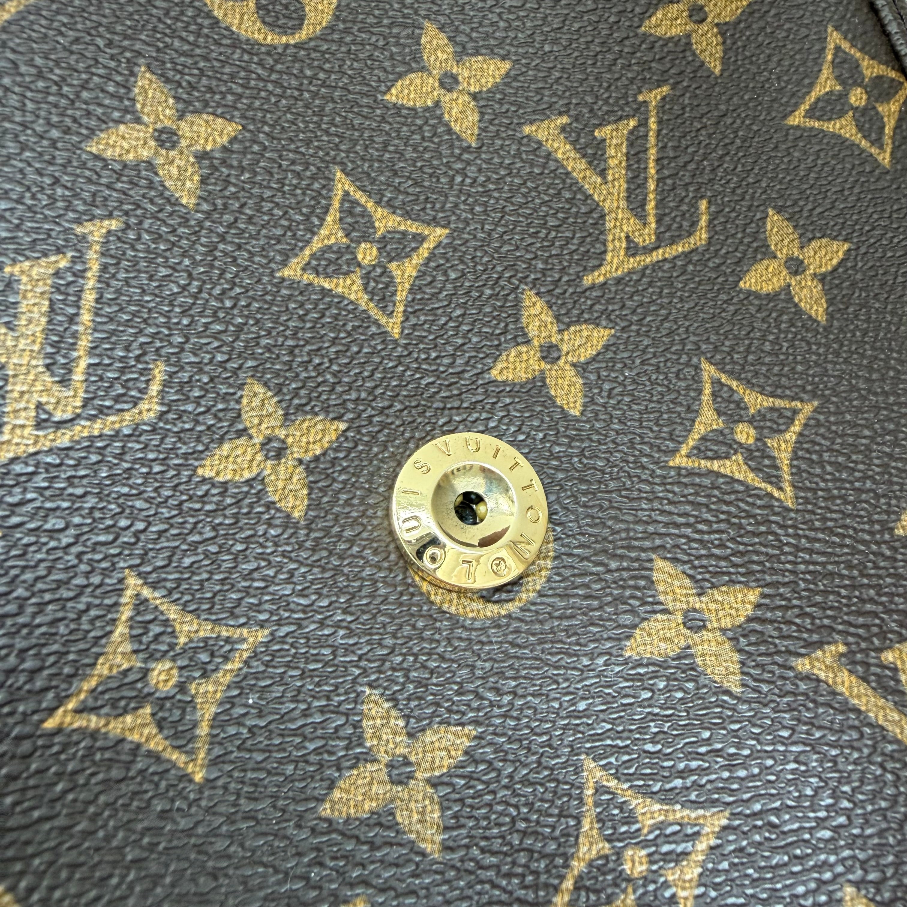 Louis Vuitton saint cloud MM