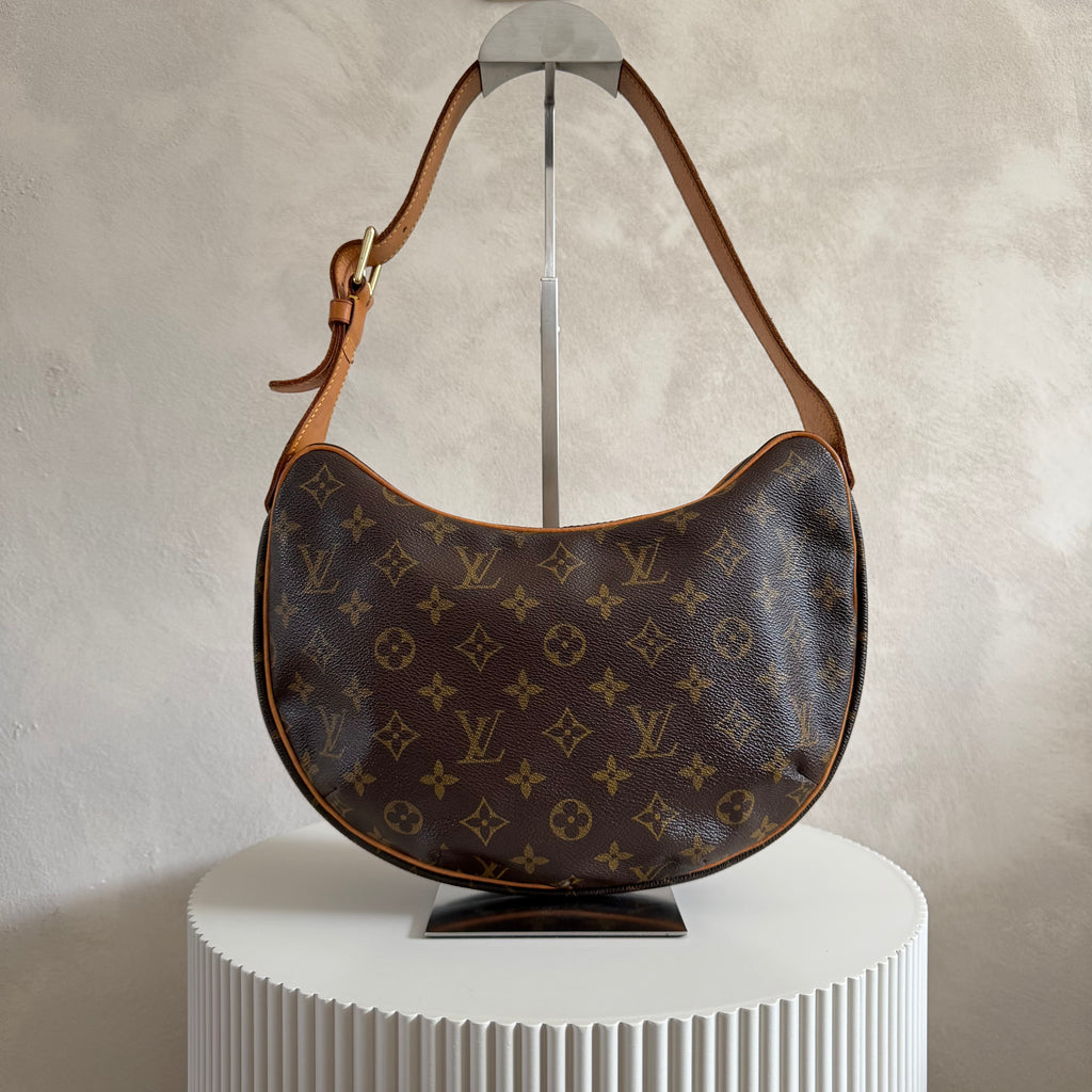 Louis Vuitton croissant MM