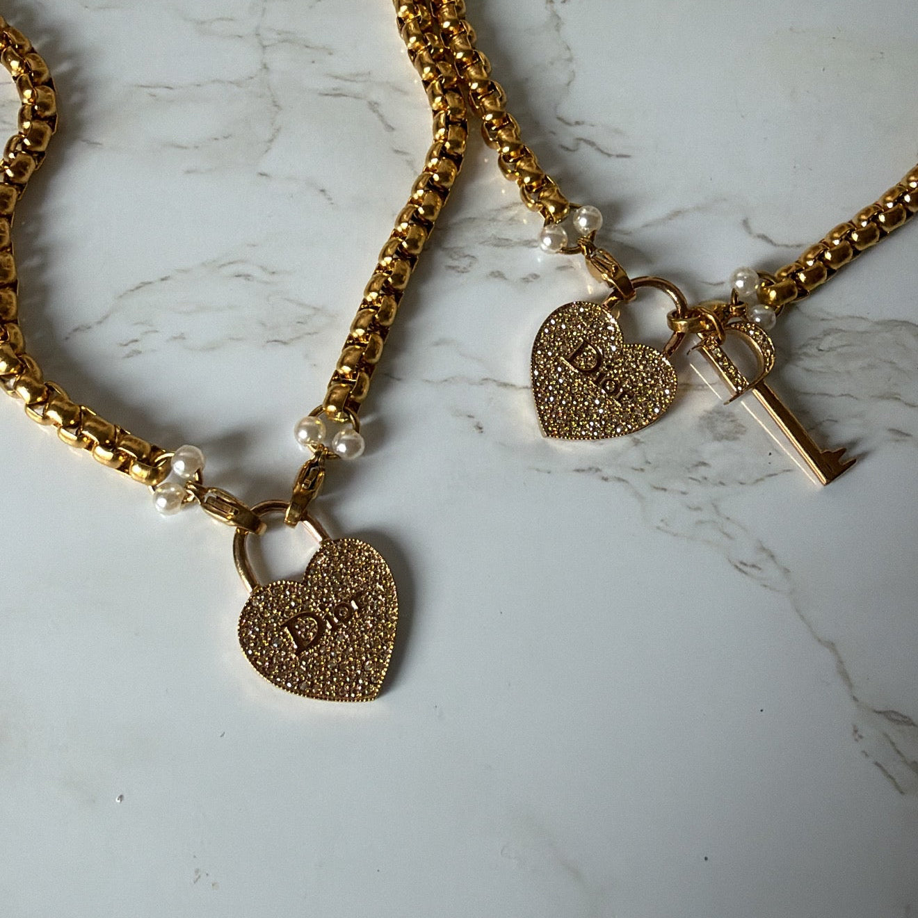 Dior oorbellen | ketting
