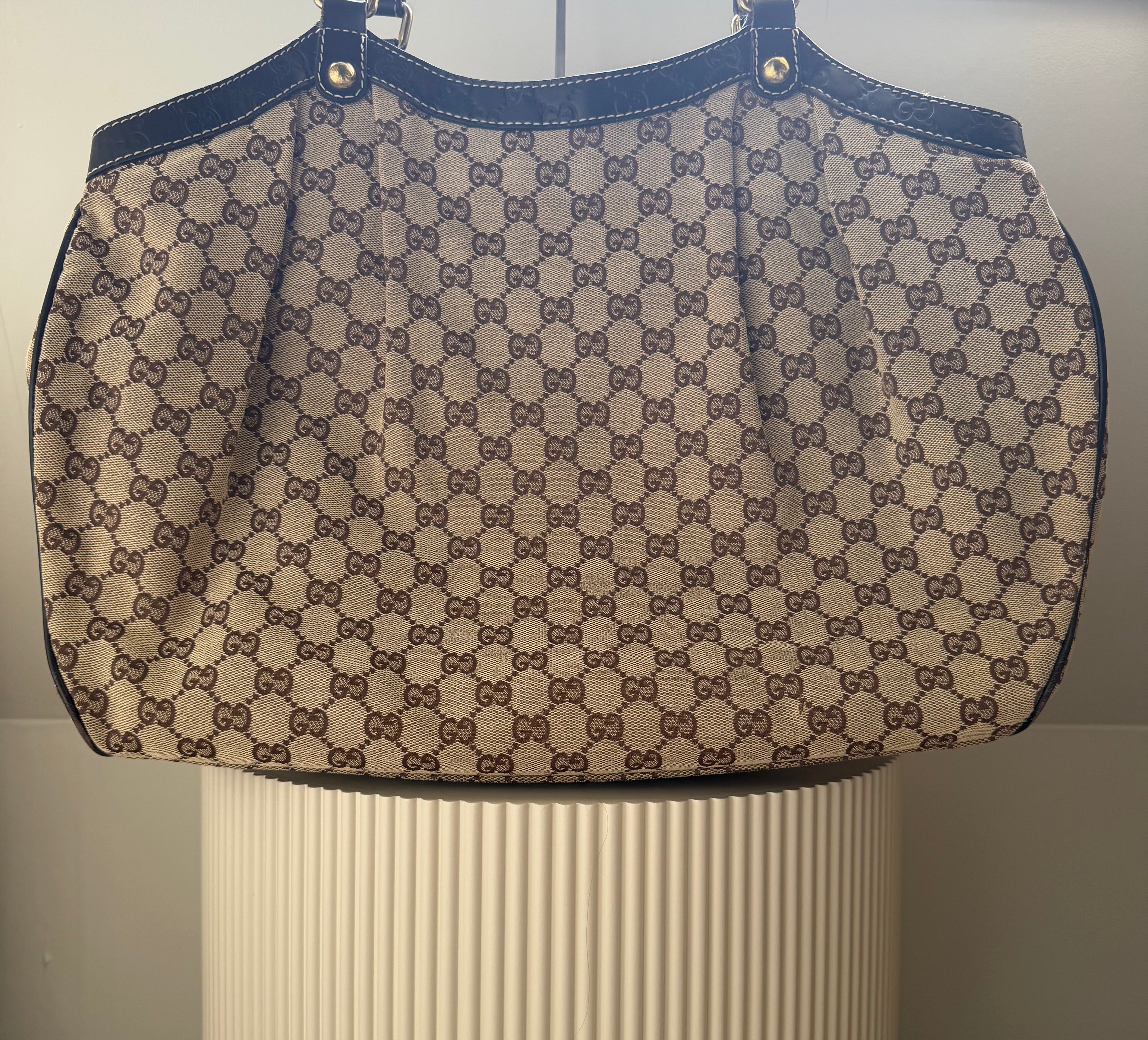 Gucci sukey tote