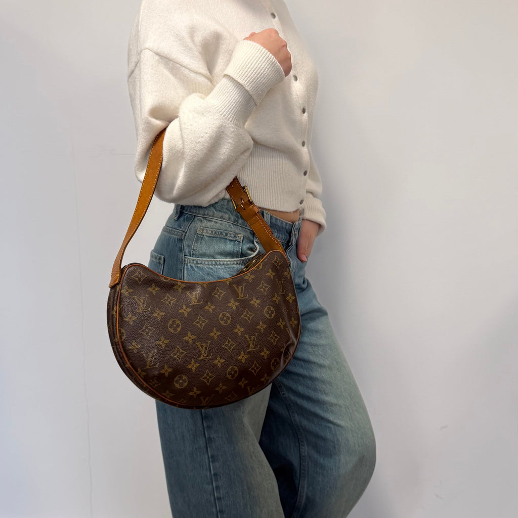 Louis Vuitton croissant MM