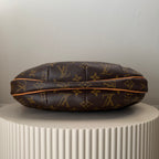 Louis Vuitton croissant MM