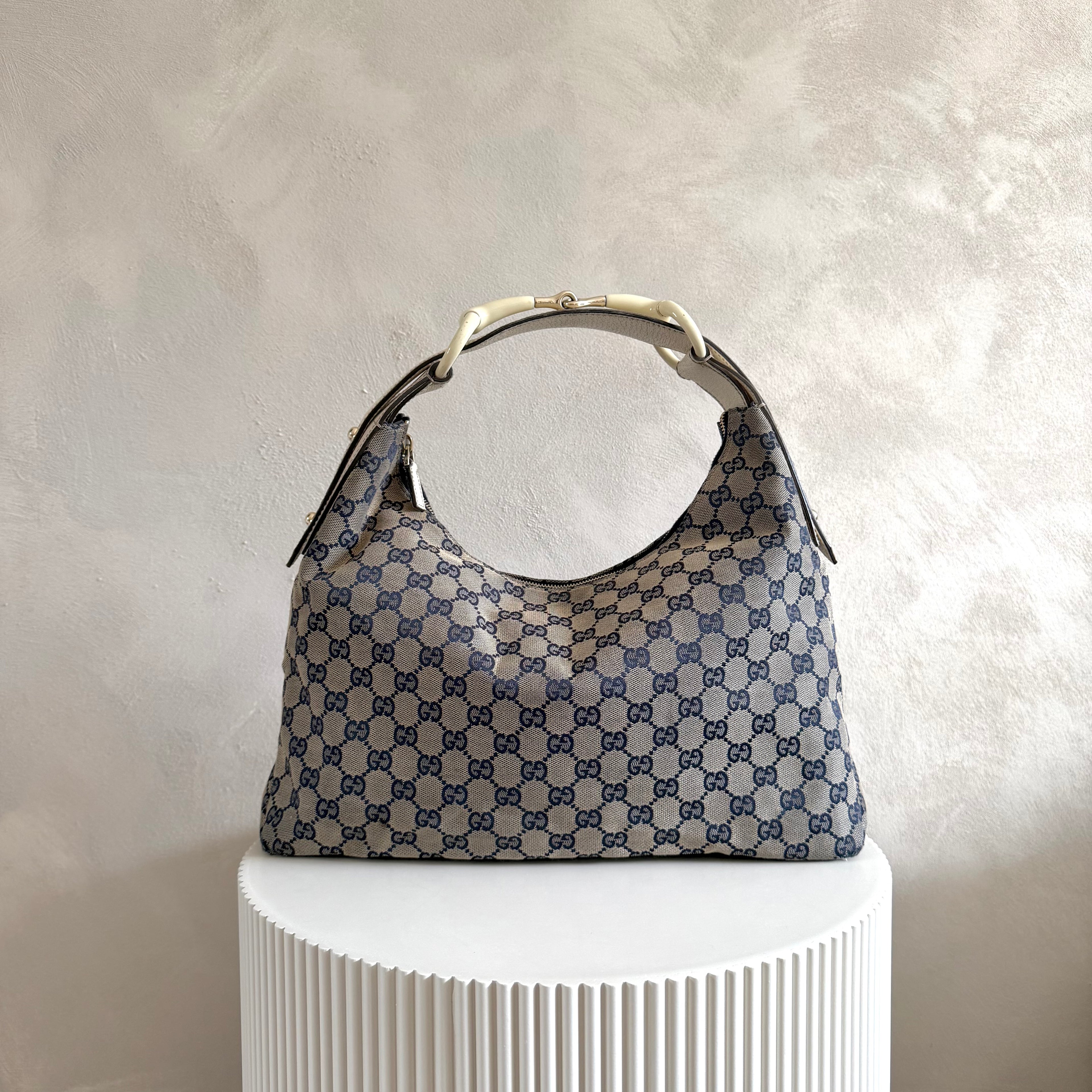 Gucci hobo horsebit heritage