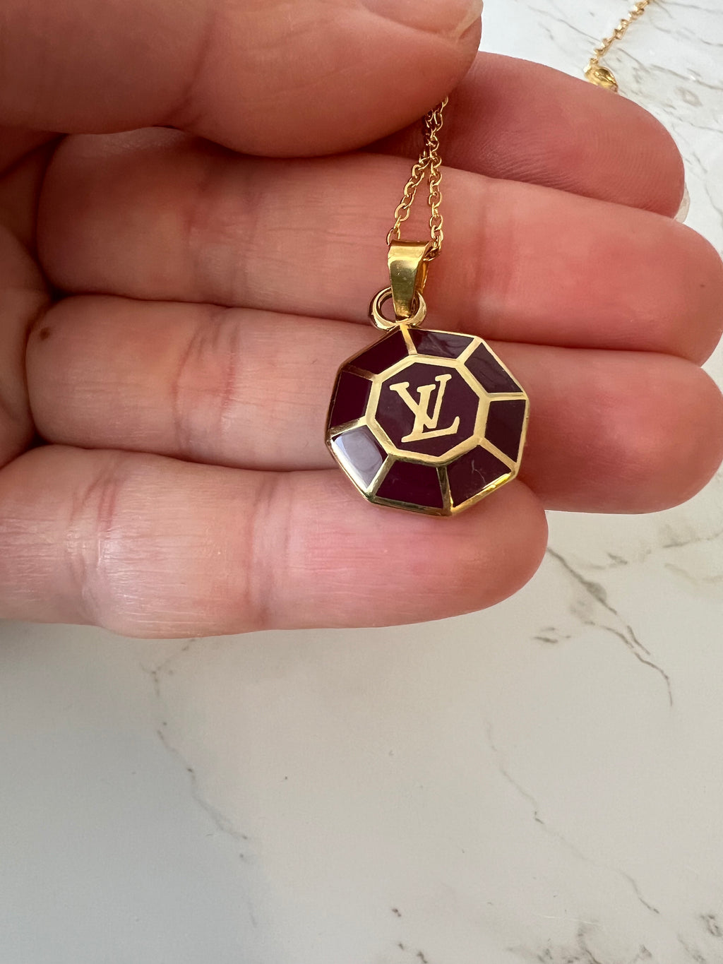 Louis Vuitton sleutelhanger bedel| ketting