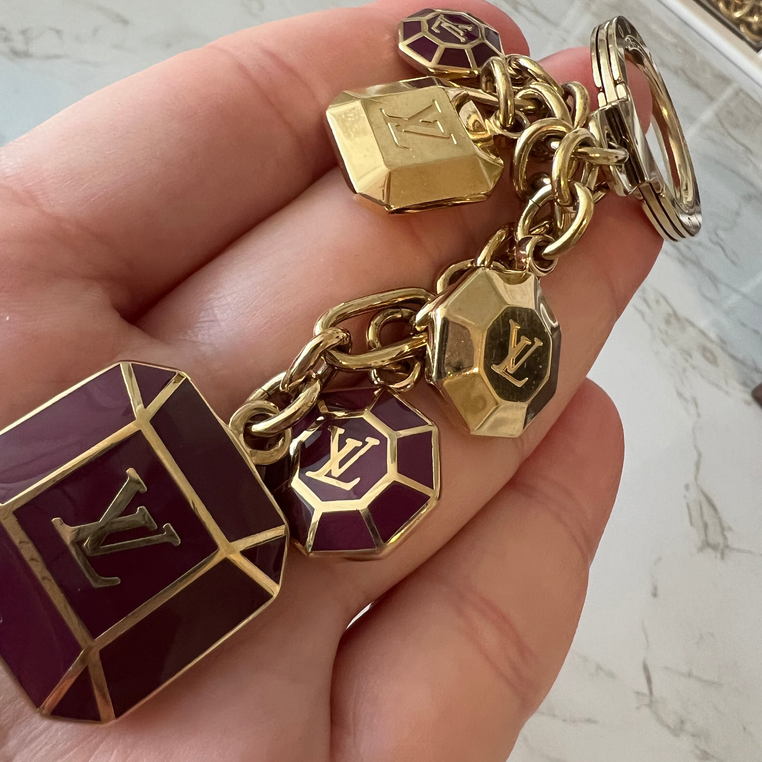 Louis Vuitton sleutelhanger bedel| ketting