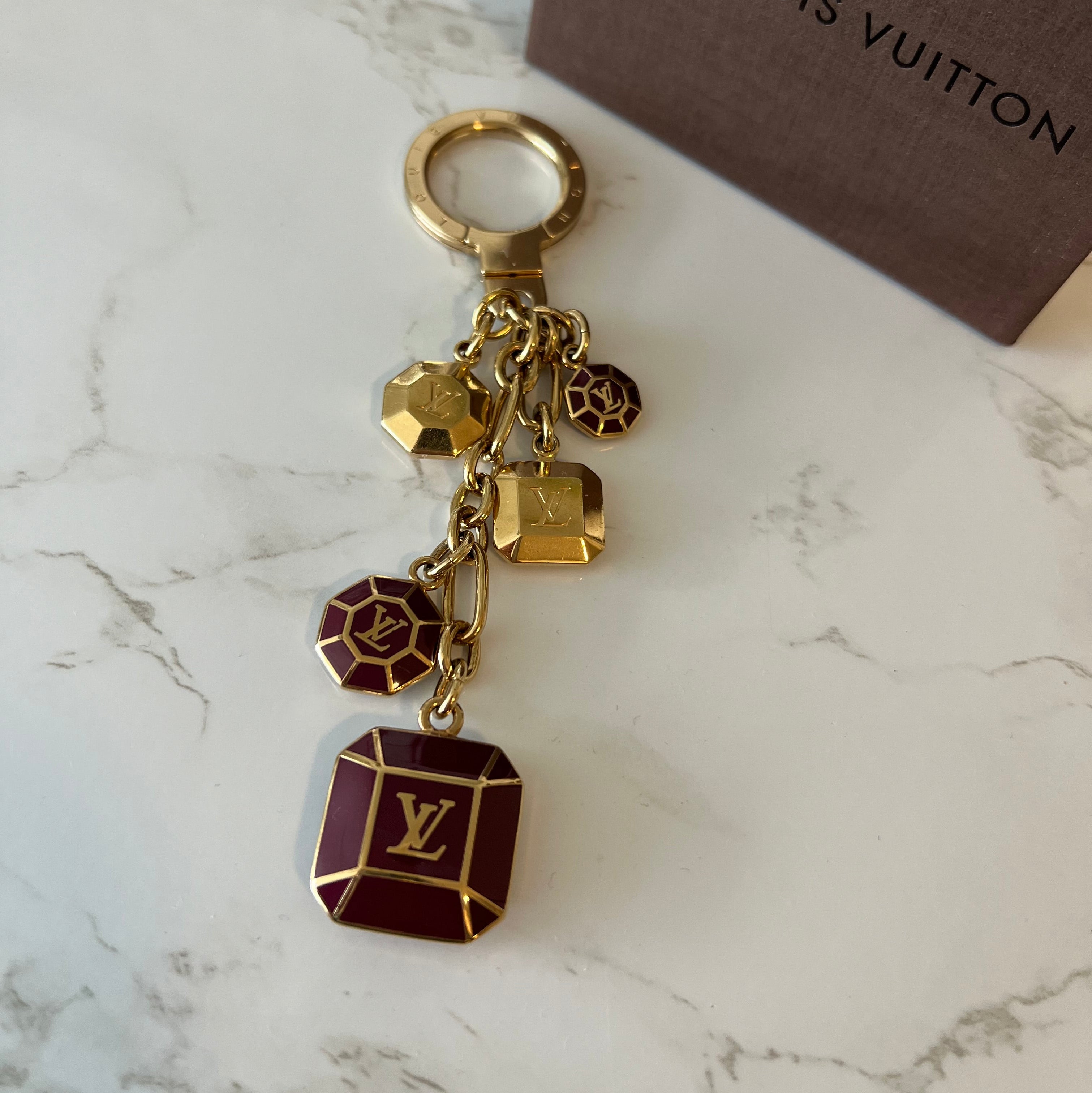 Louis Vuitton sleutelhanger bedel| ketting