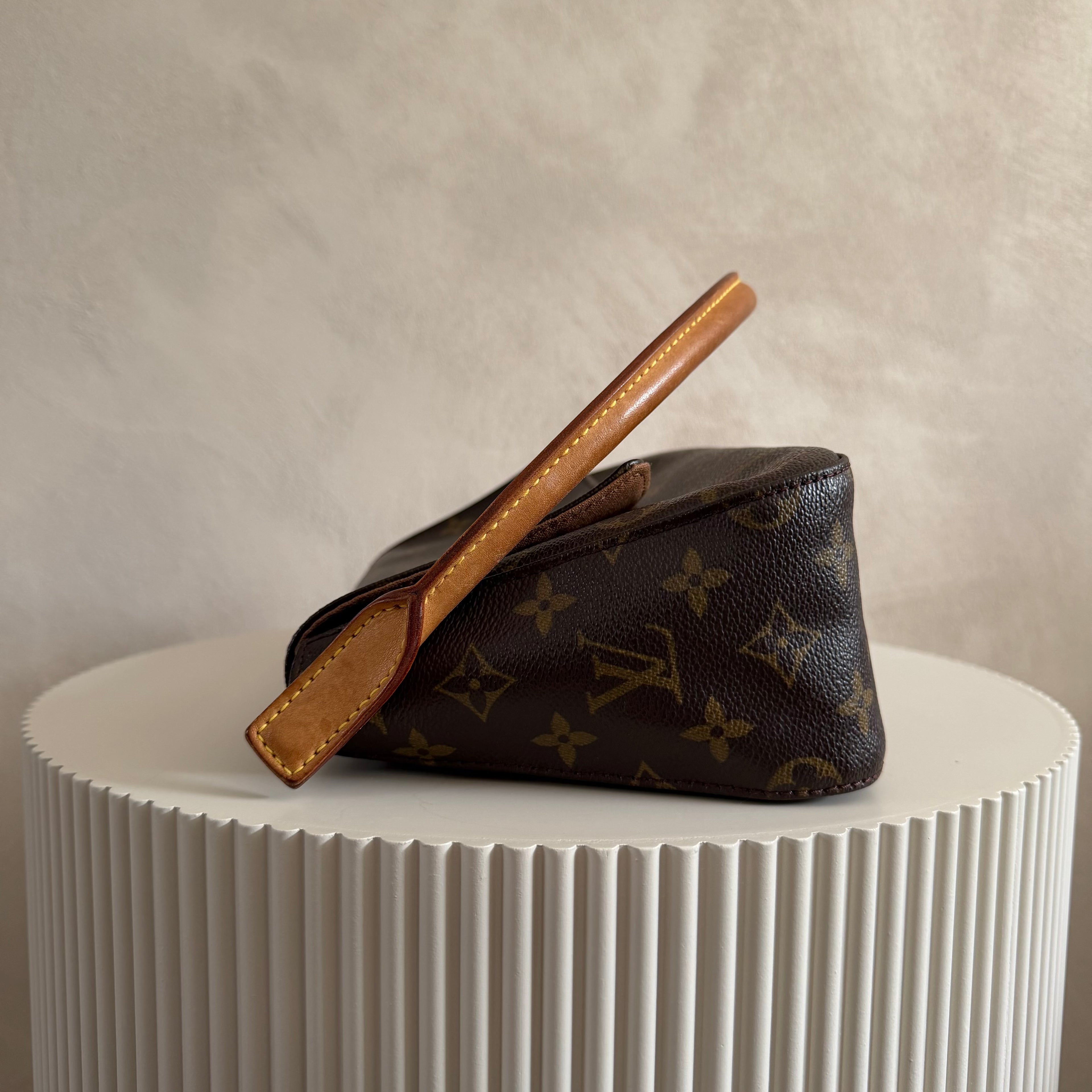 Louis Vuitton mini looping