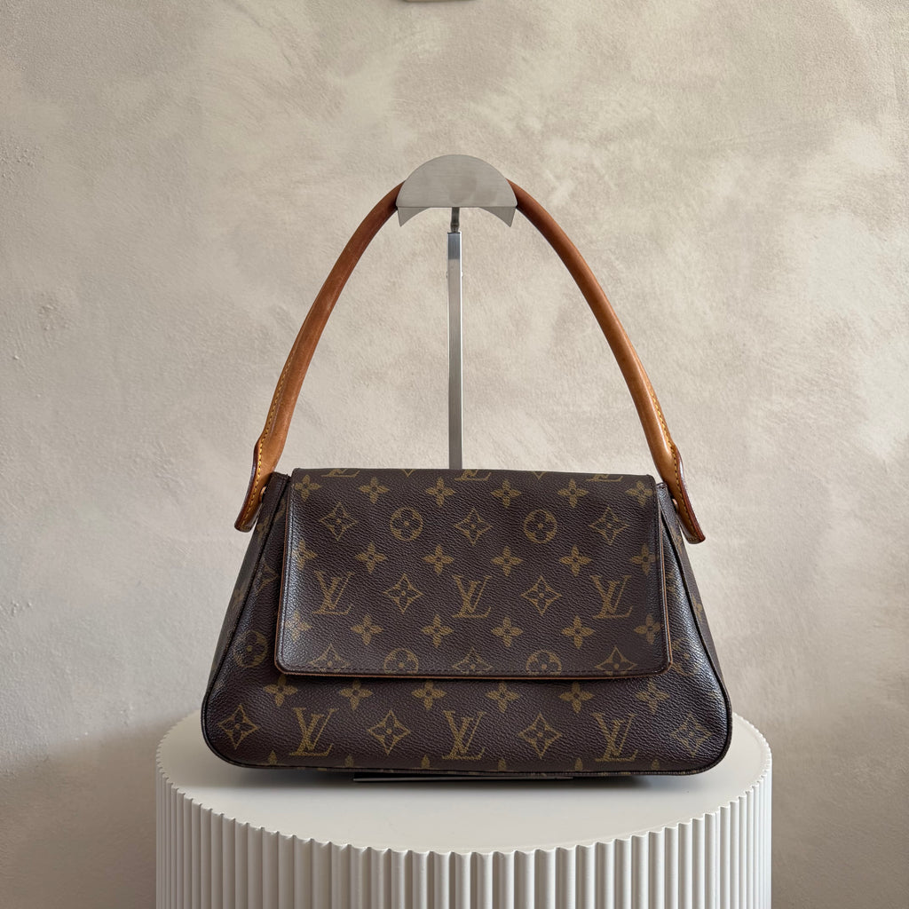 Louis Vuitton mini looping