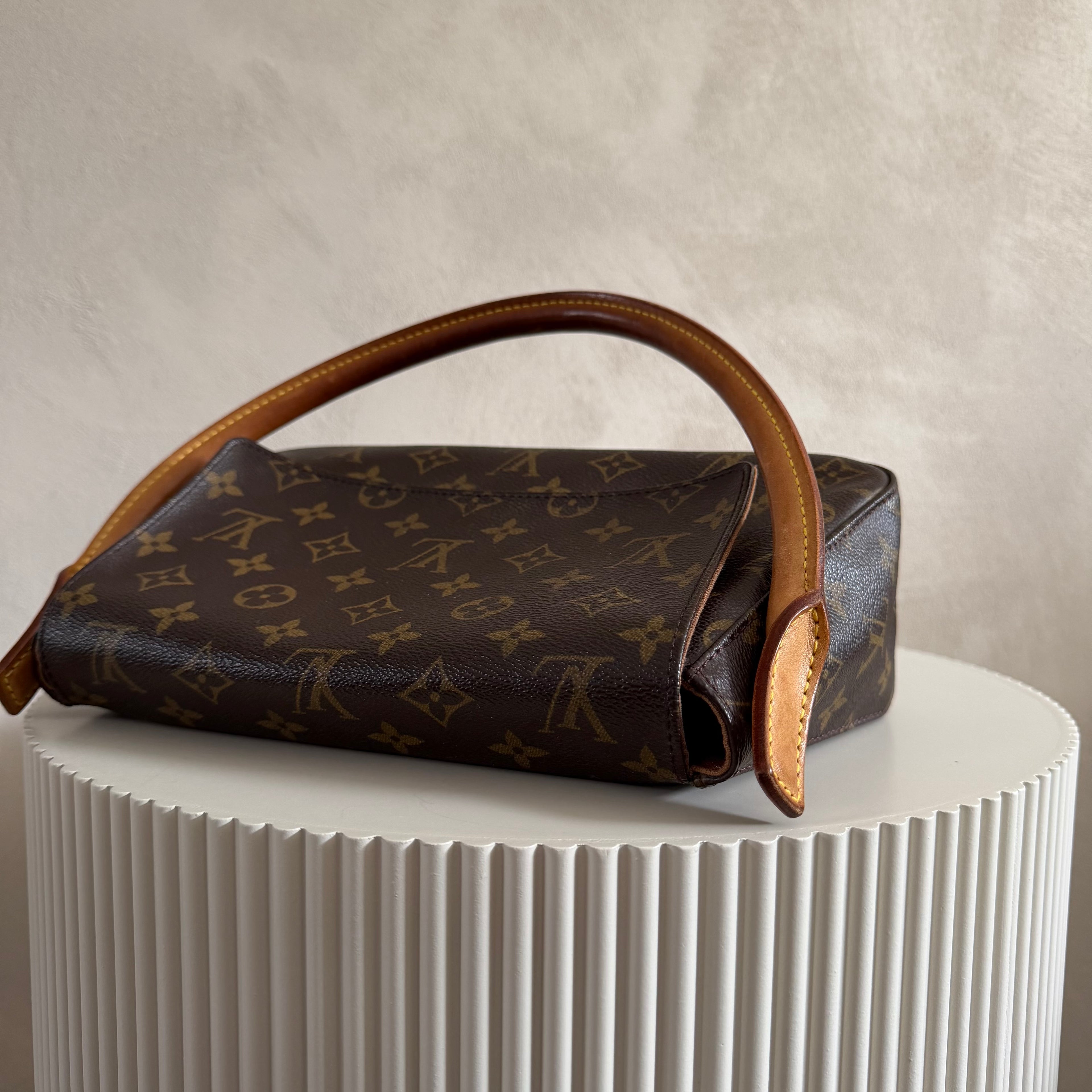 Louis Vuitton mini looping