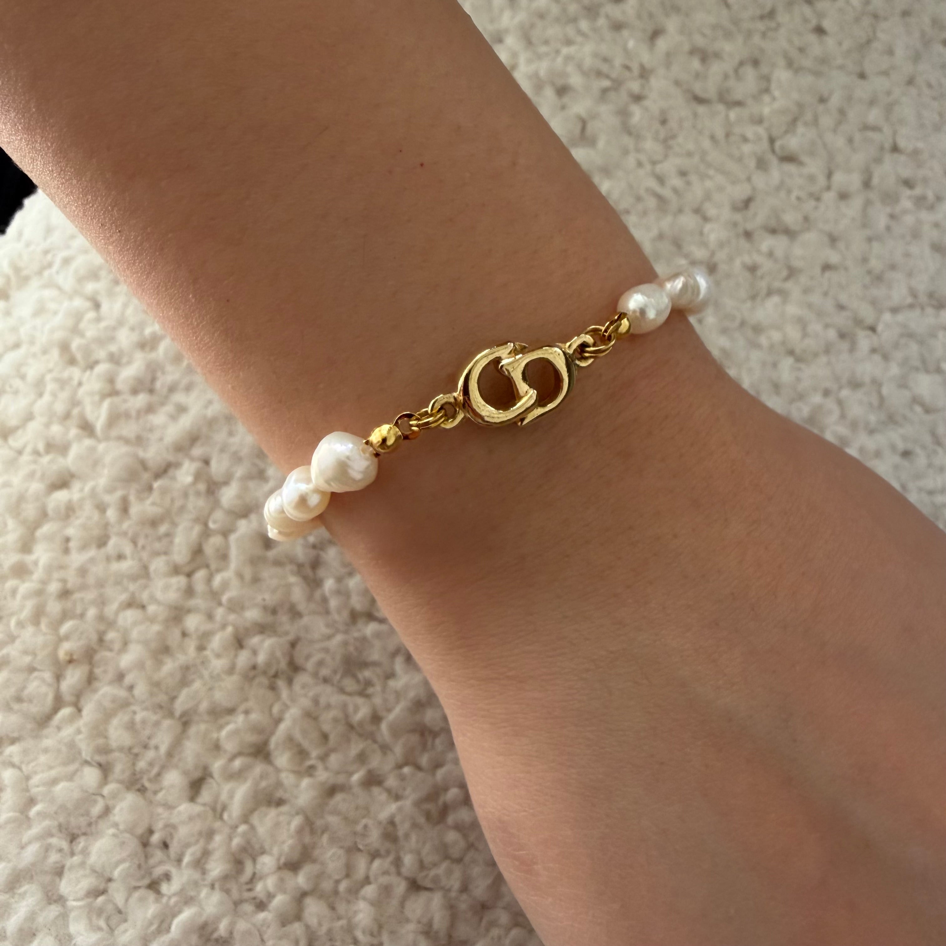 Dior bracelet bedel | zoetwater parel armband.