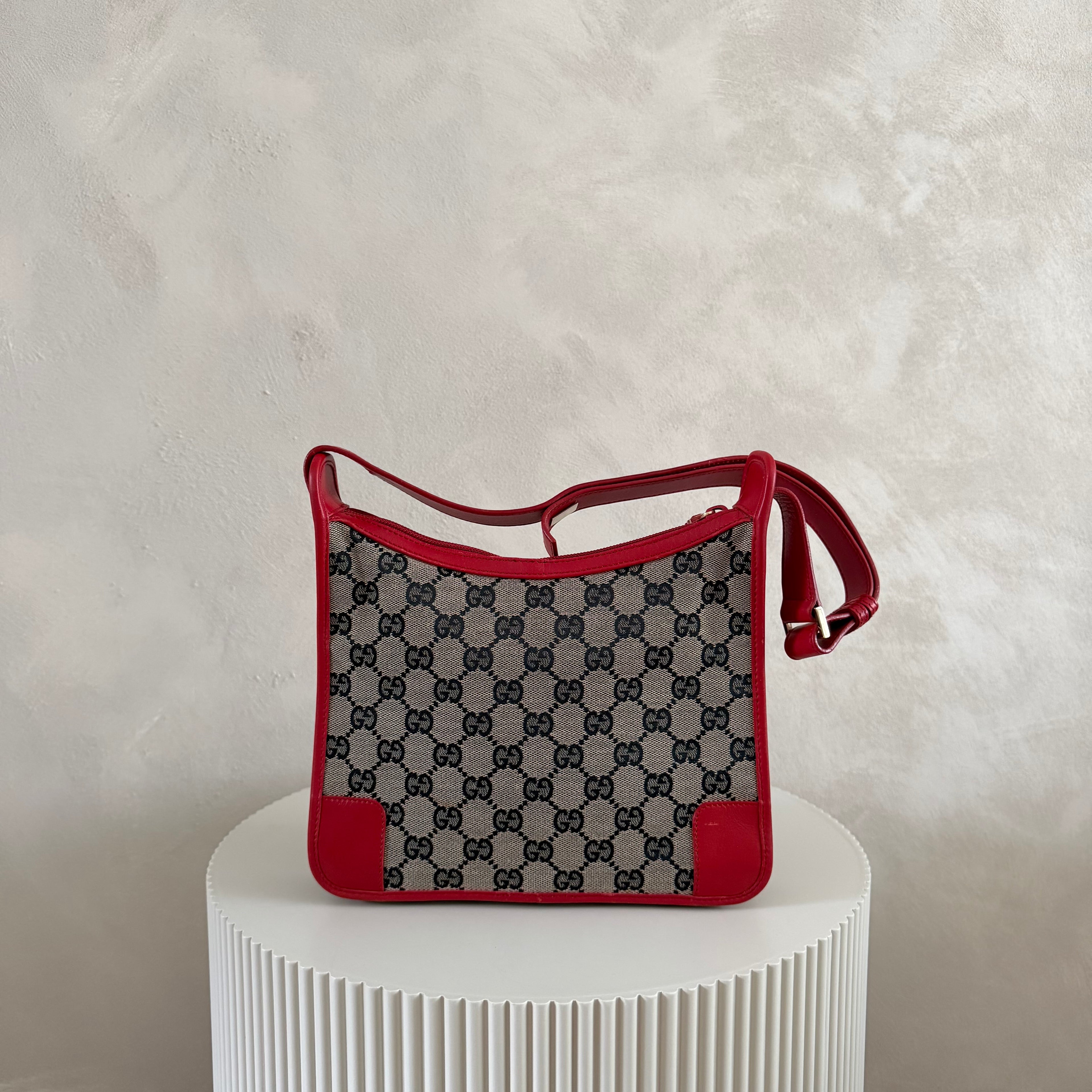 Authentieke vintage square Gucci GG Canvas bag