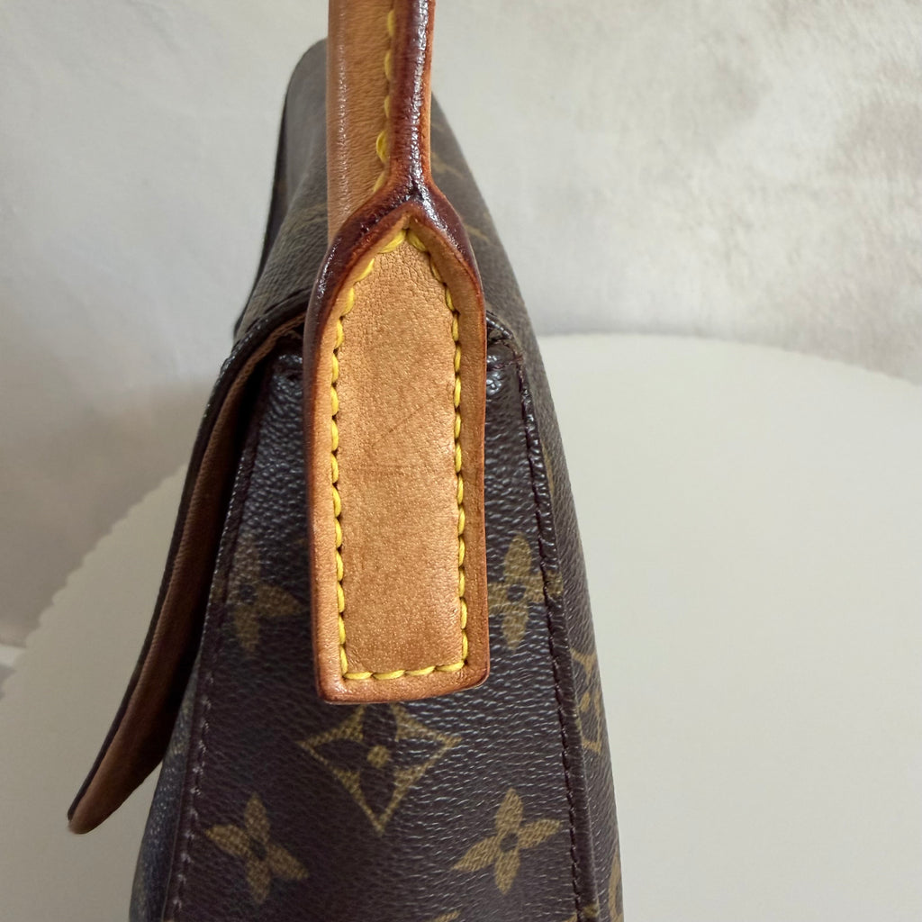 Louis Vuitton mini looping