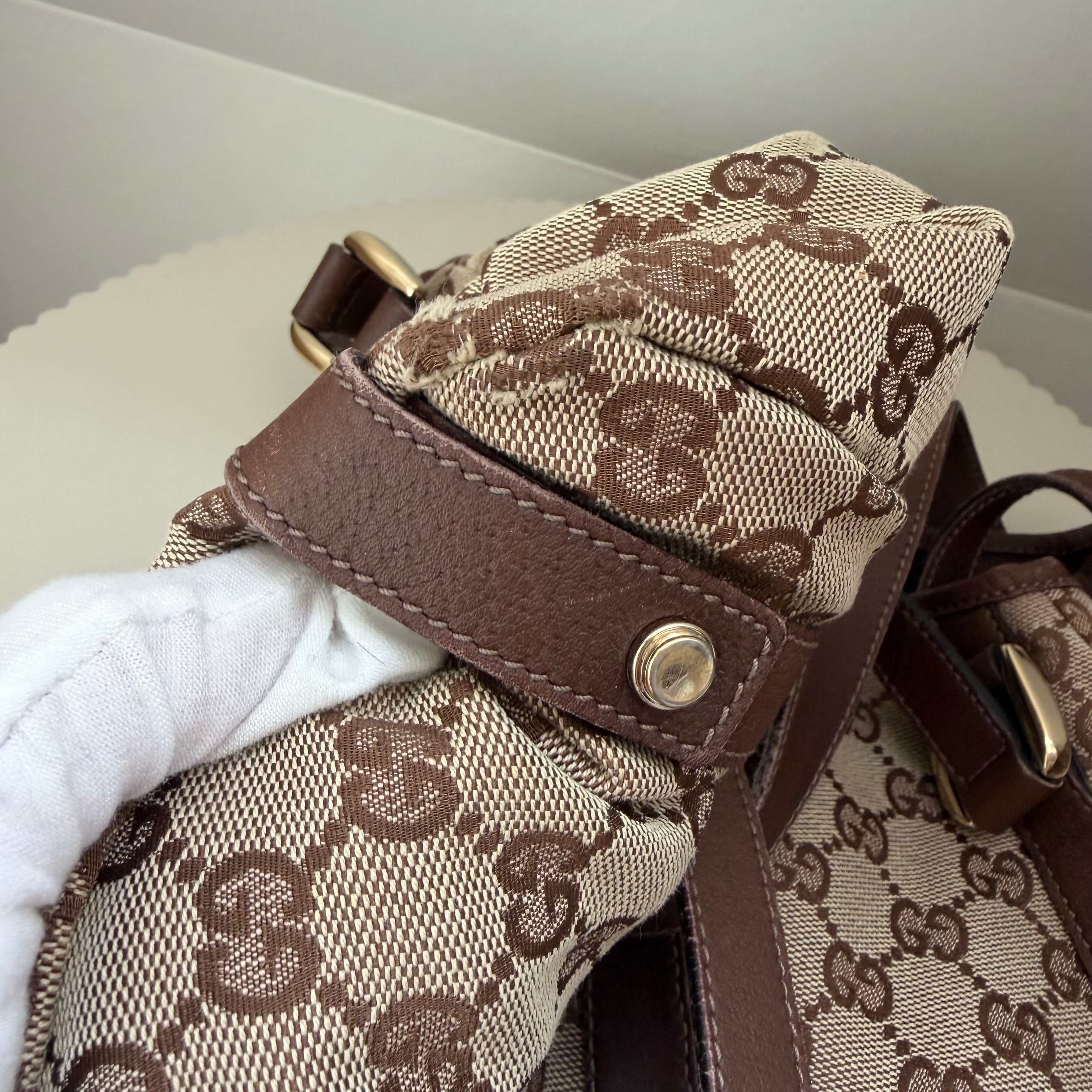 Gucci abbey tote brown