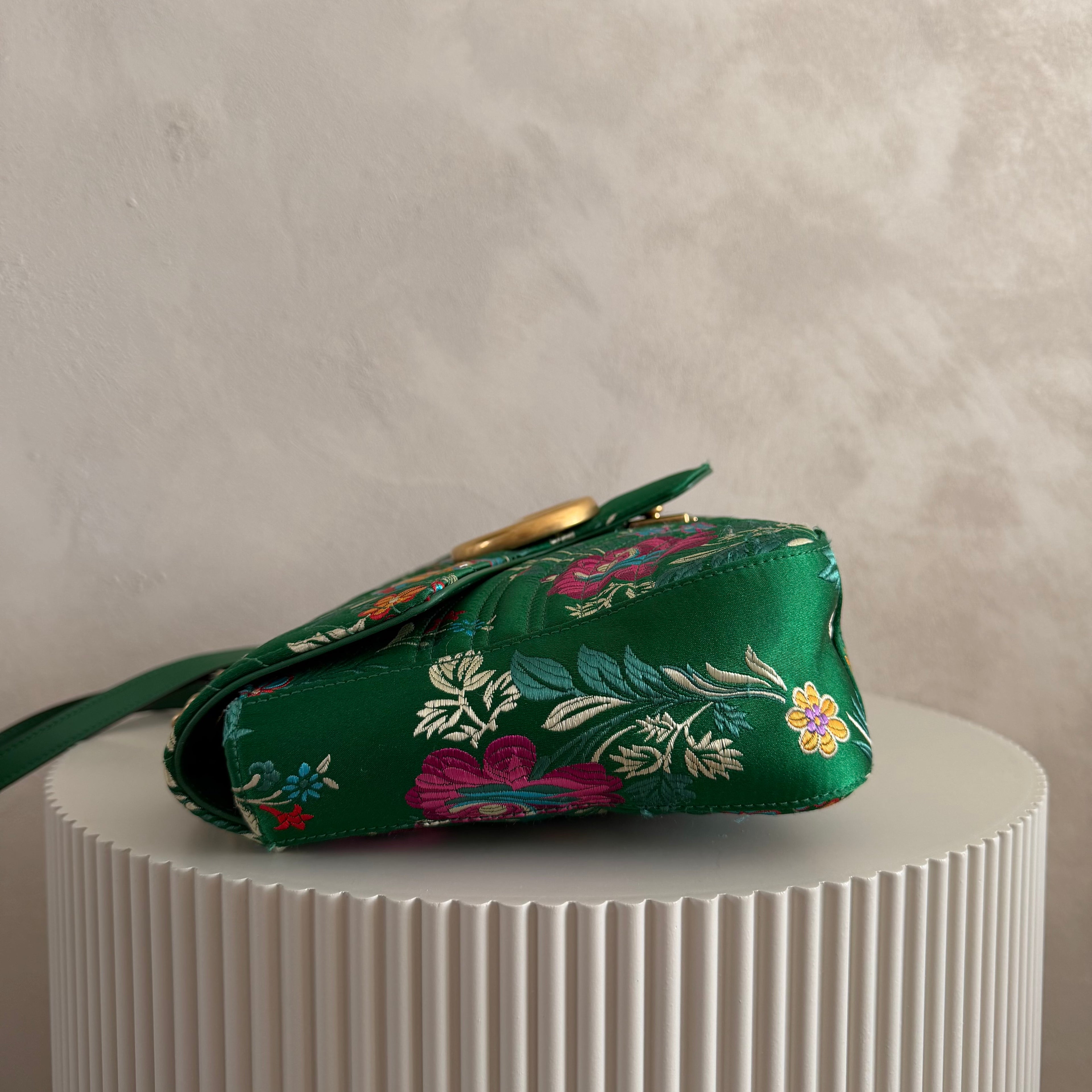 Authentieke vintage Gucci Marmont Floral satin bag