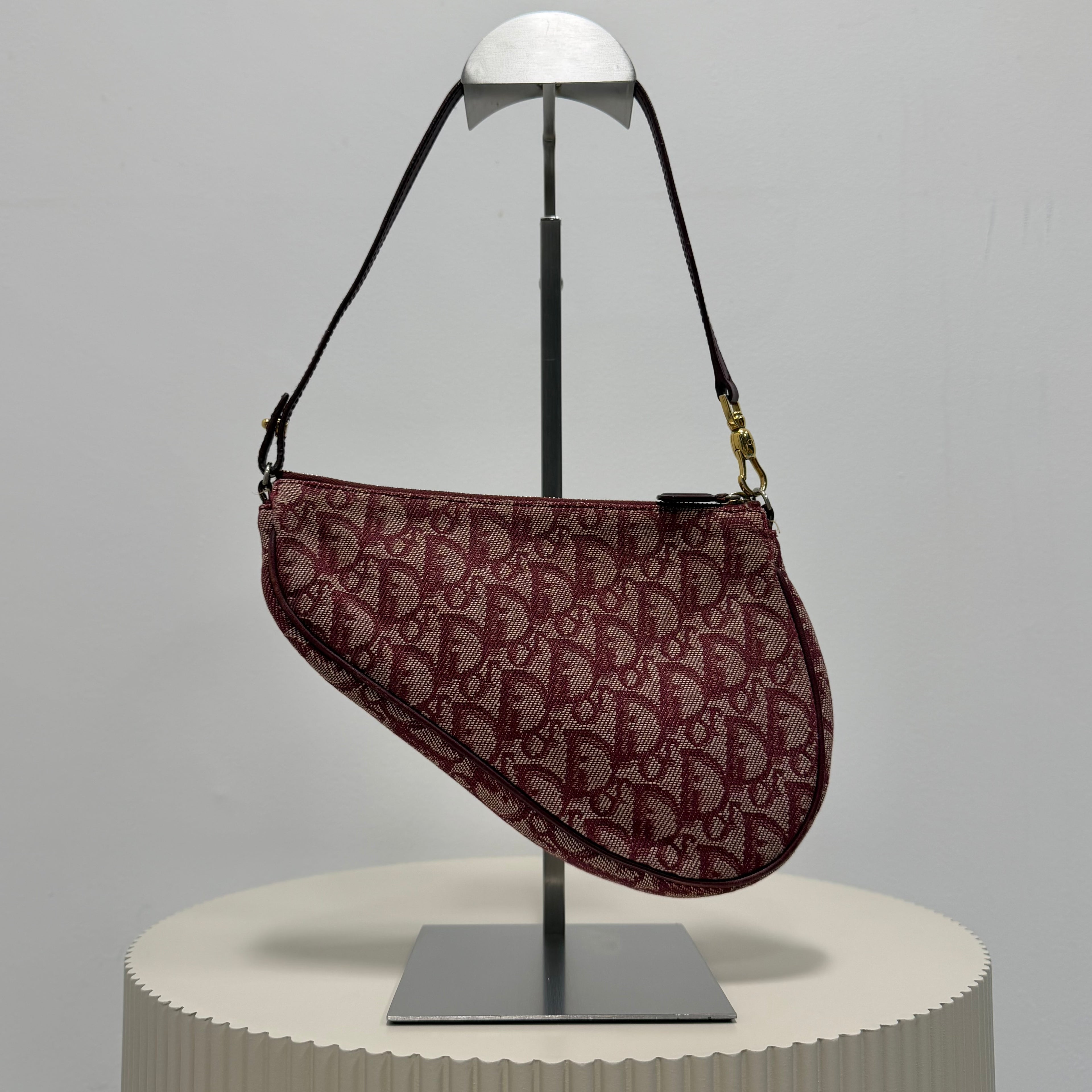 Christian Dior Trotter Mini red saddle