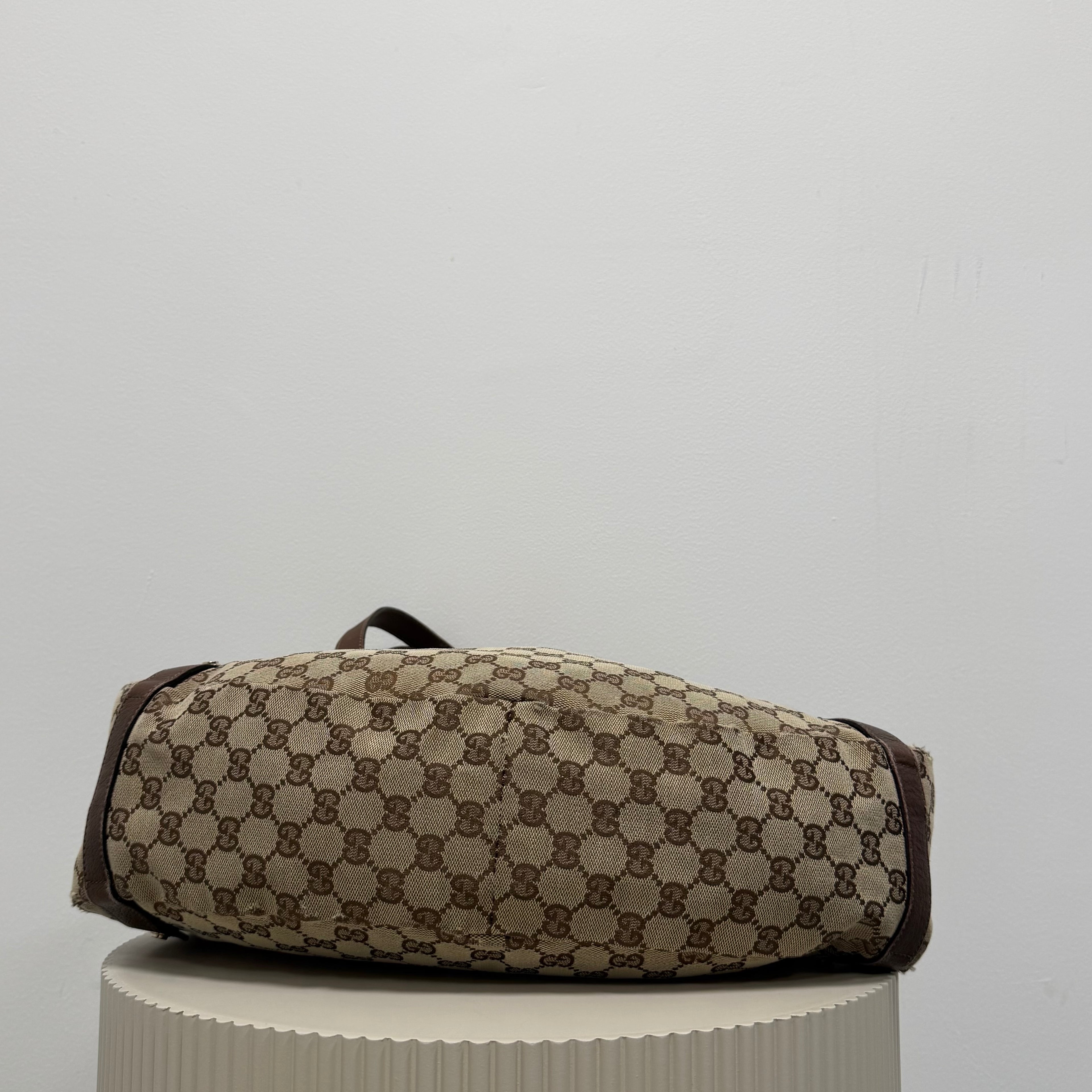 Gucci abbey tote brown