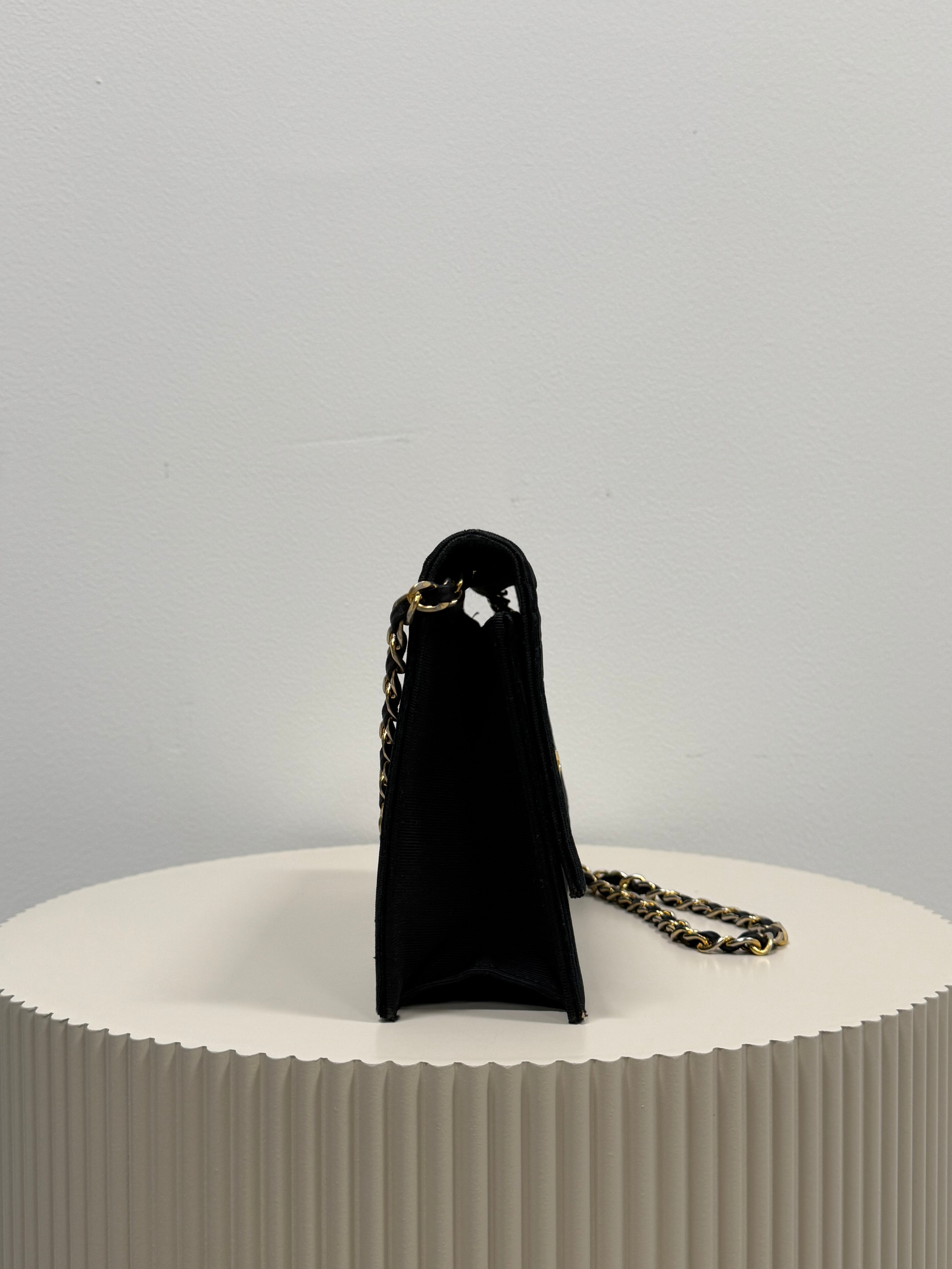 Chanel fluweel timeless classic