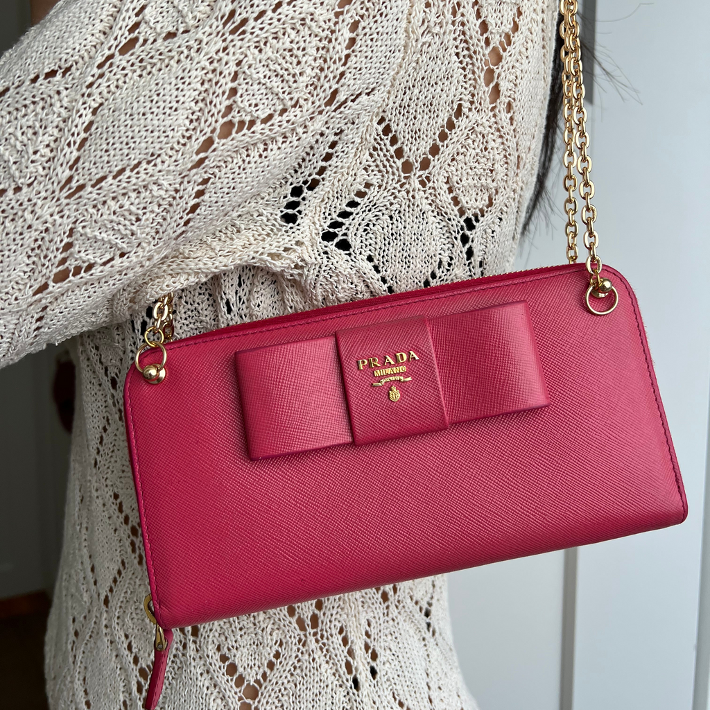 Prada saffiano pink ribbon